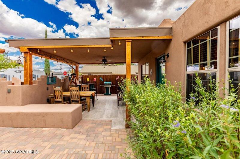 58-925 N 2nd-0025-HDR