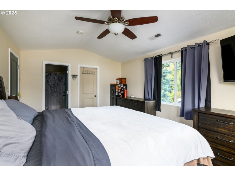 Owner's Suite Bedroom