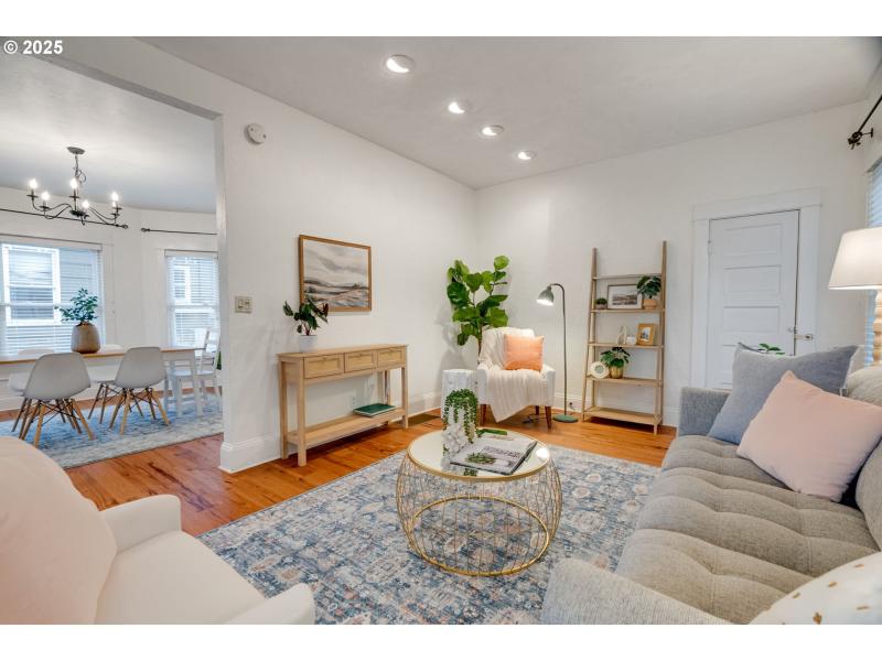 Living Room/Dining Room