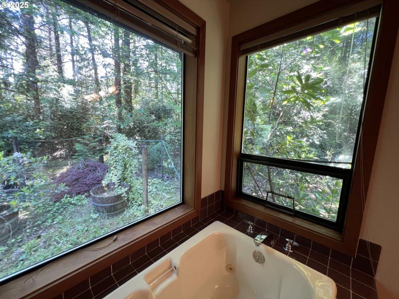 Owner's Suite Bathroom