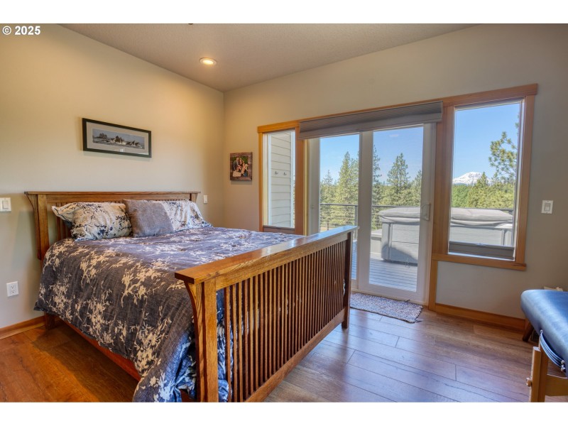 Bedroom, Owner's Suite