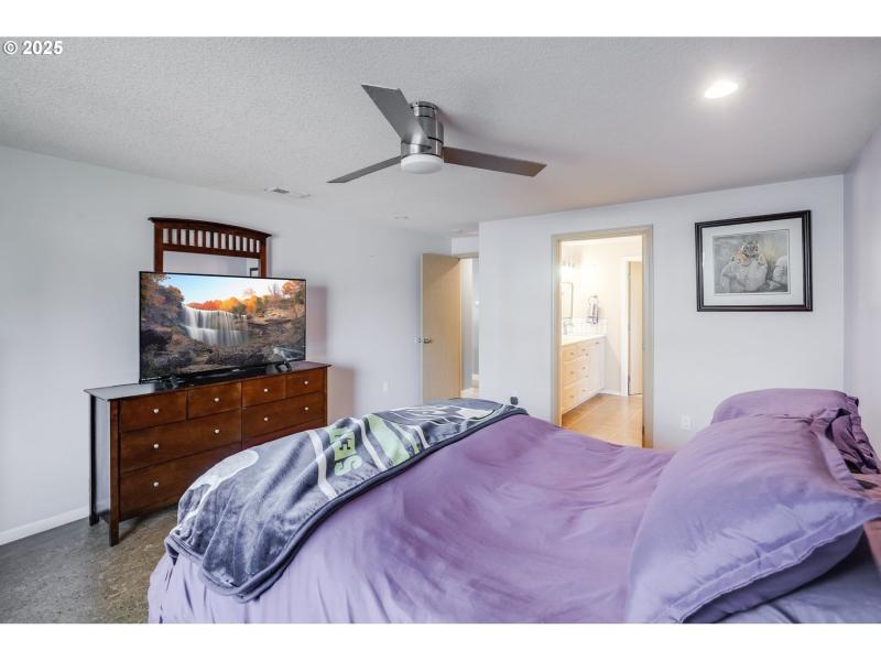 Owner's Suite Bedroom