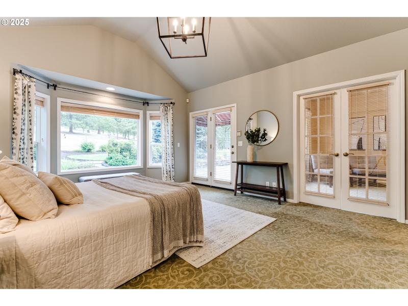 Bedroom, Owner's Suite