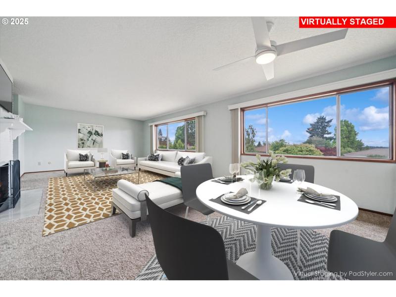 Living Room/Dining Room