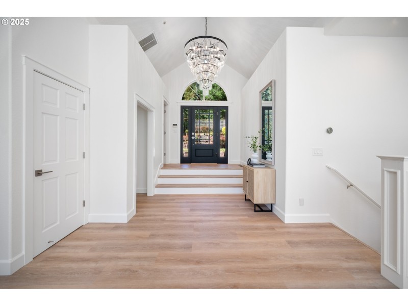 Entrance/Foyer