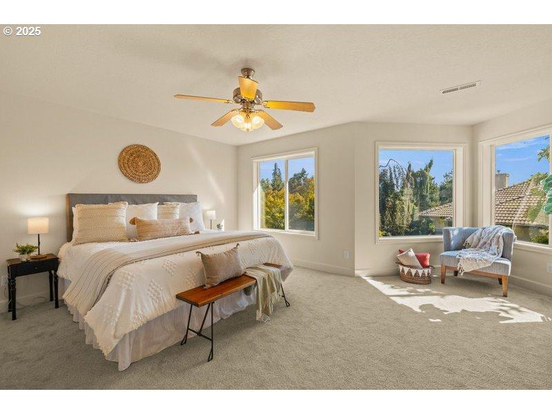 Bedroom, Owner's Suite