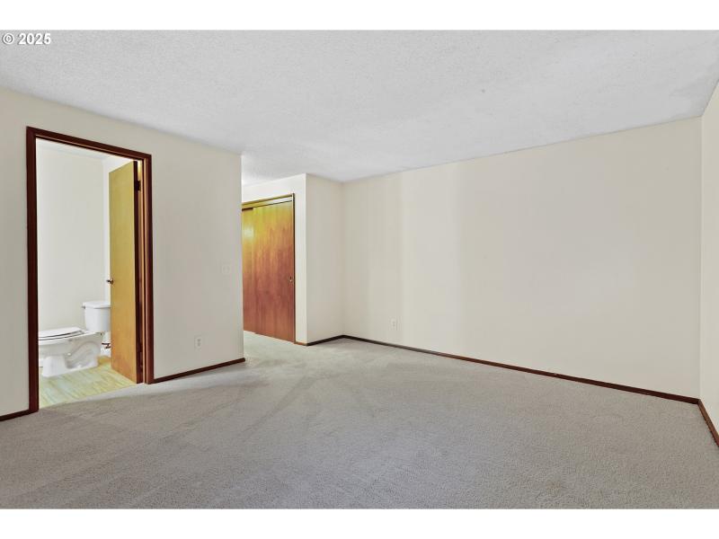 Owner's Suite Bedroom