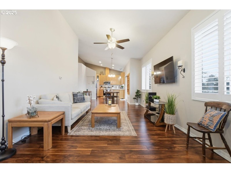 Living Room/Dining Room