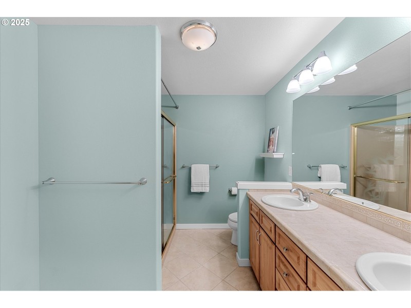Bathroom, Attached