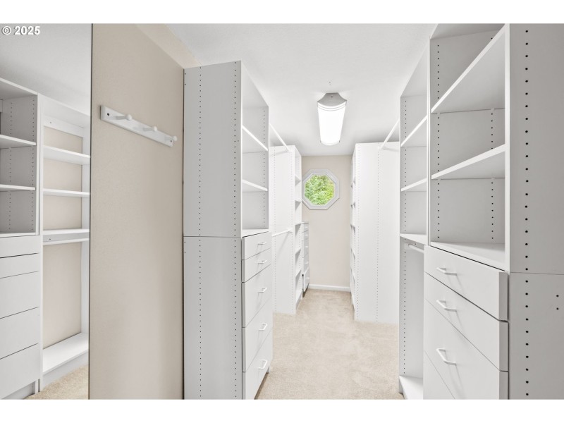 Bedroom, Owner's Suite