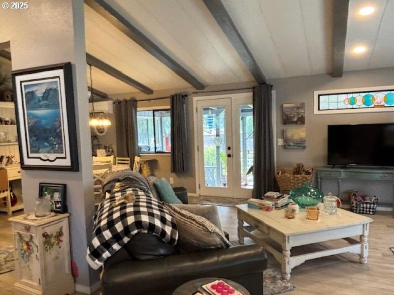 Living Room/Dining Room