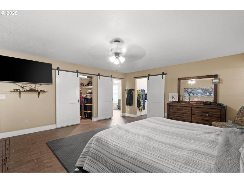 Bedroom, Owner's Suite