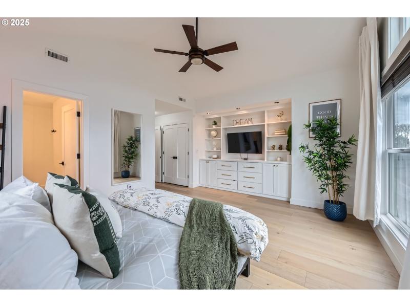 Bedroom, Owner's Suite