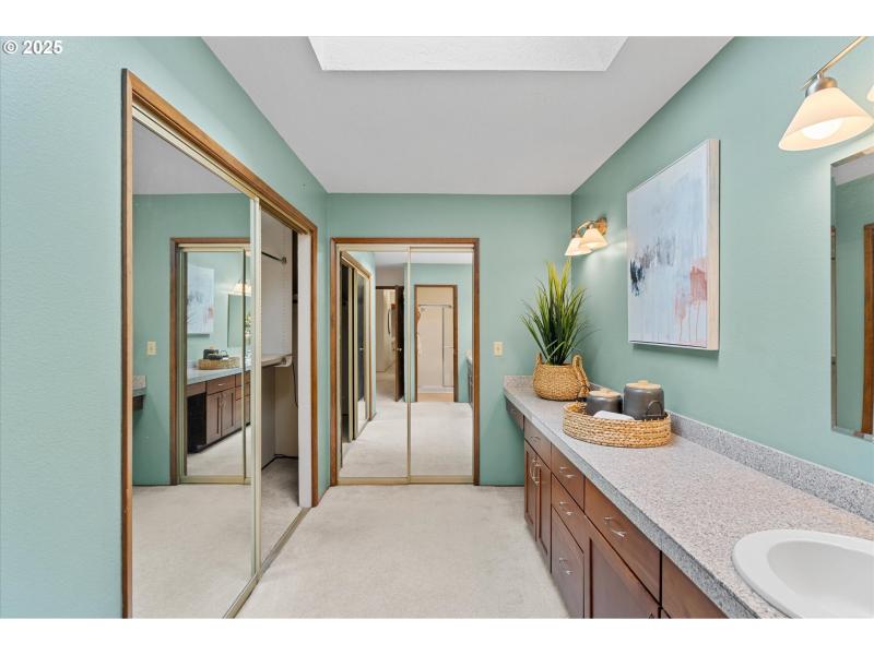 Owner's Suite Bathroom