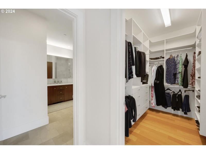 Bedroom, Owner's Suite