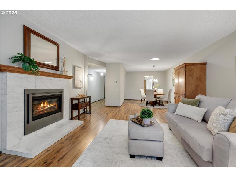 Living Room/Dining Room