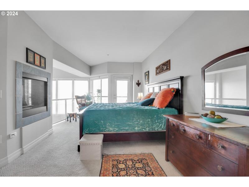 Bedroom, Owner's Suite