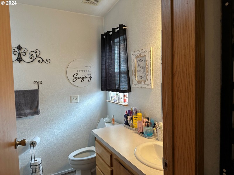Bathroom, Attached