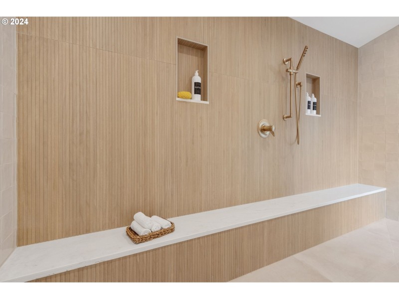 Owner's Suite Bathroom