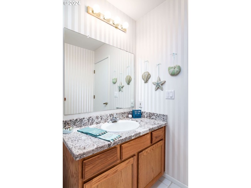 Bathroom, Continental