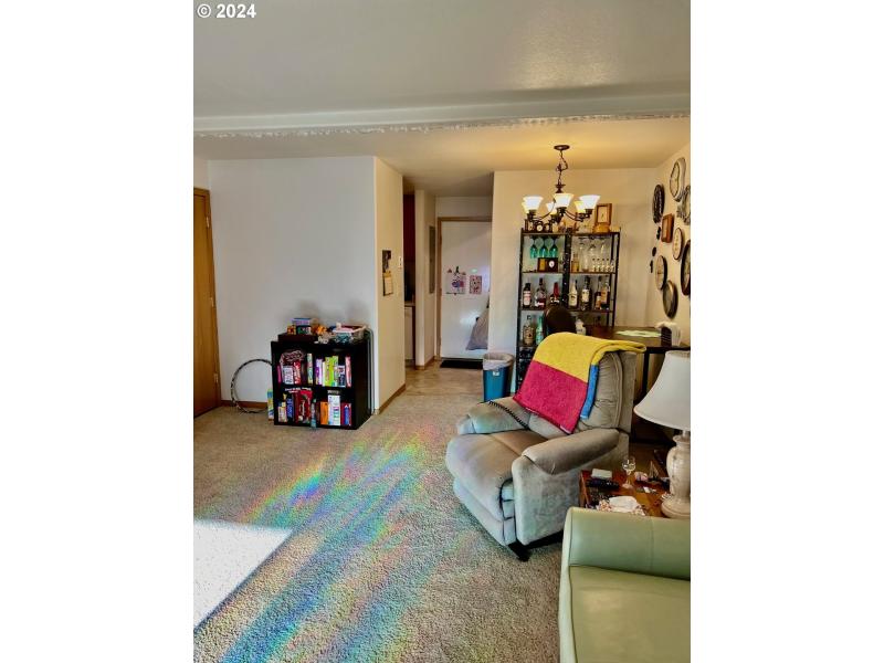 Living Room/Dining Room