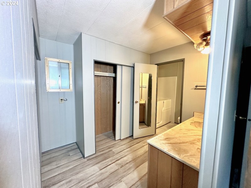 Owner's Suite Bathroom