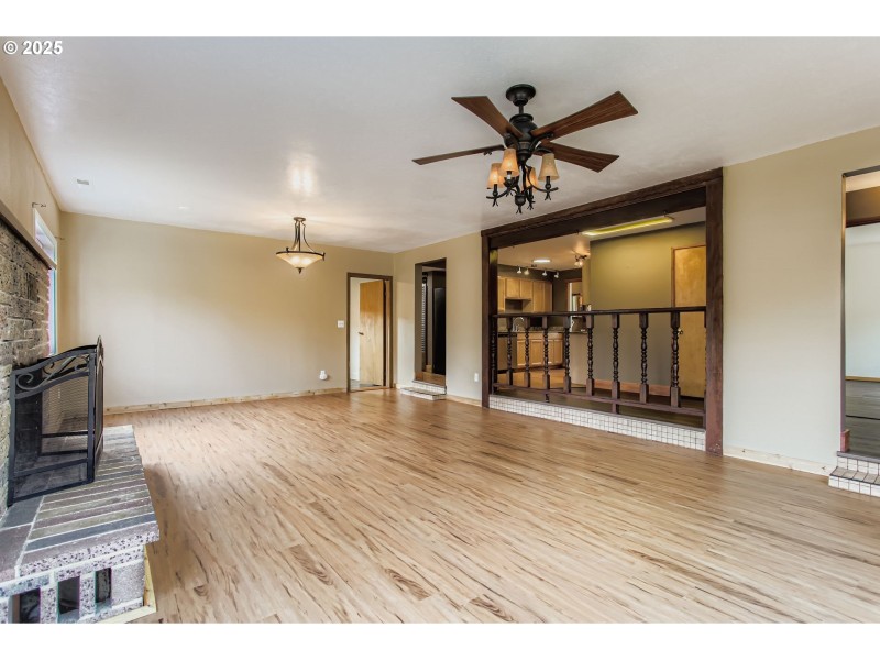 Living Room/Dining Room