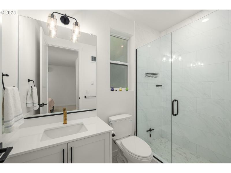 Owner's Suite Bathroom