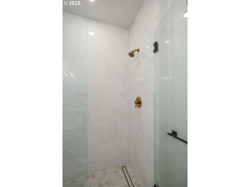 Owner's Suite Bathroom