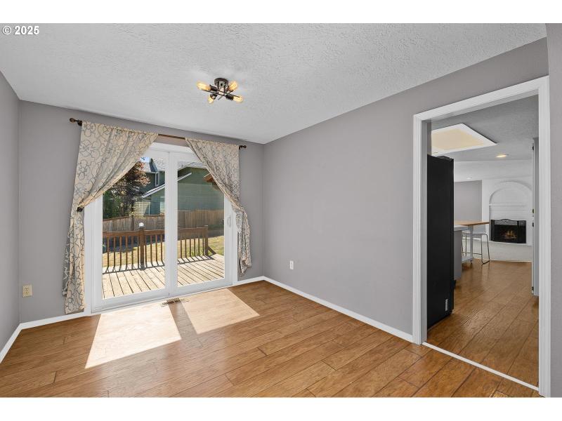 Living Room/Dining Room