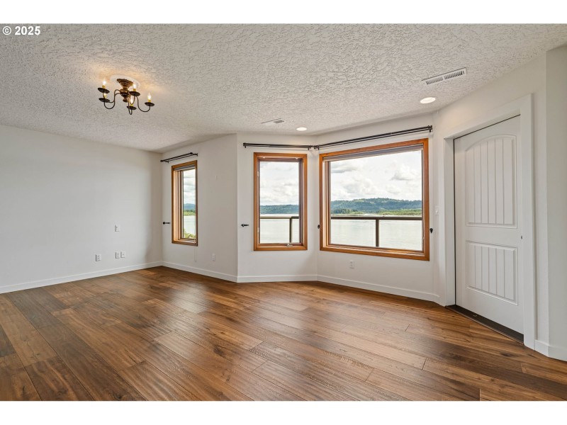 Bedroom, Owner's Suite