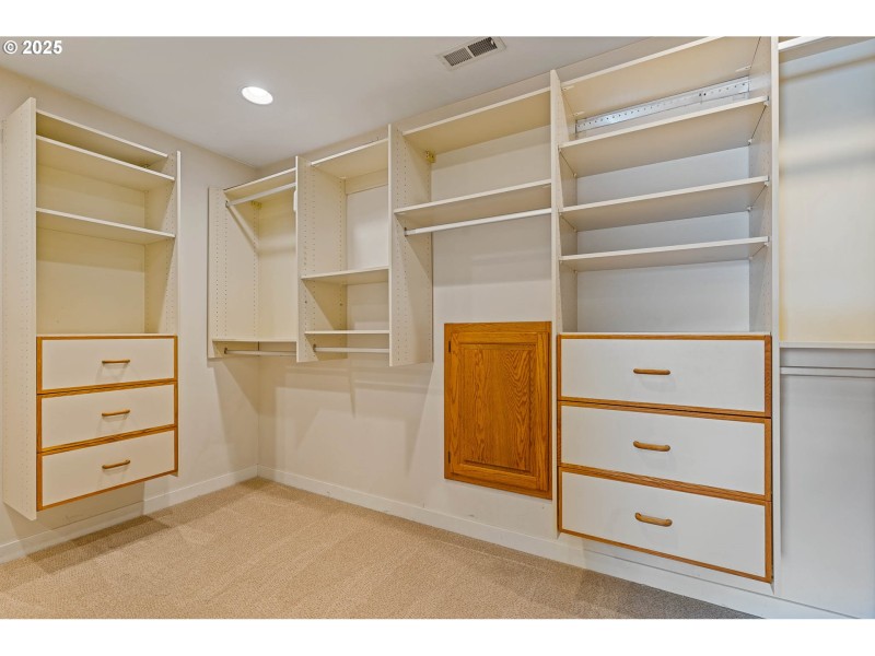 Bedroom, Owner's Suite