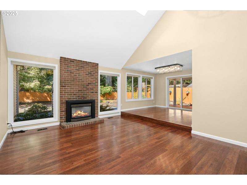 Living Room/Dining Room