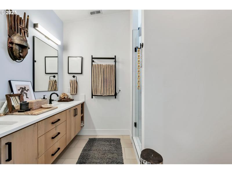 Owner's Suite Bathroom