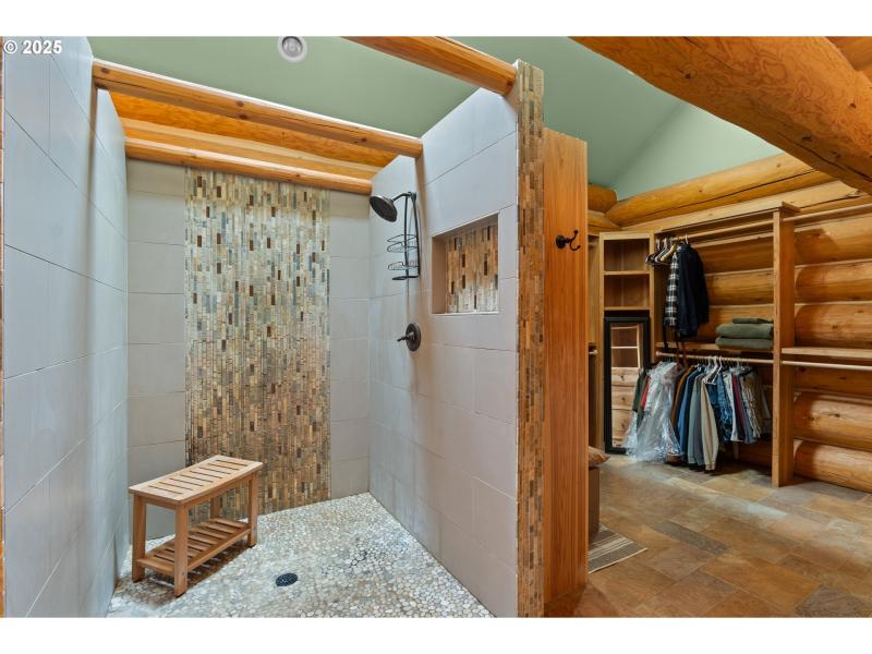 Owner's Suite Bathroom