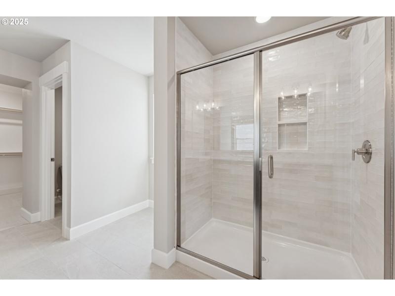 Owner's Suite Bathroom