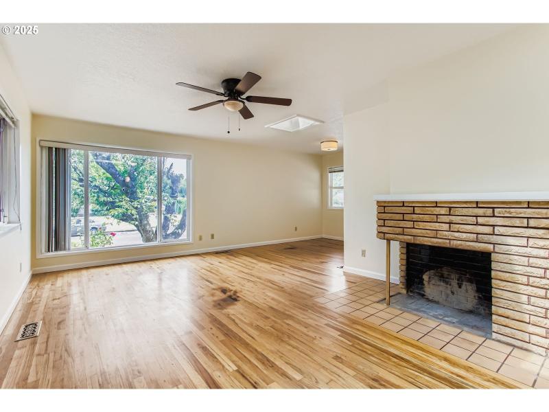 Living Room/Dining Room