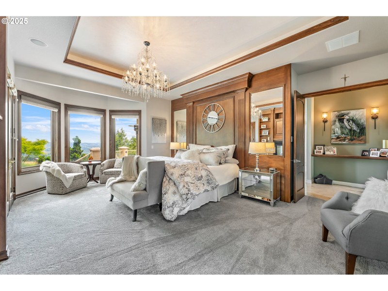 Owner's Suite Bedroom