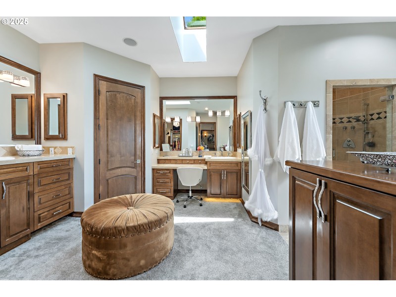 Owner's Suite Bathroom