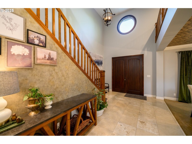 Entrance/Foyer