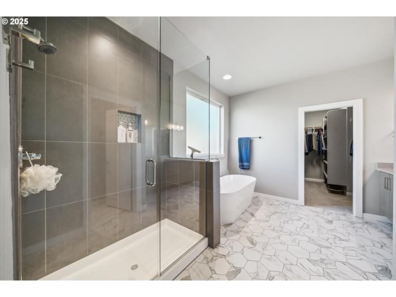 Owner's Suite Bathroom