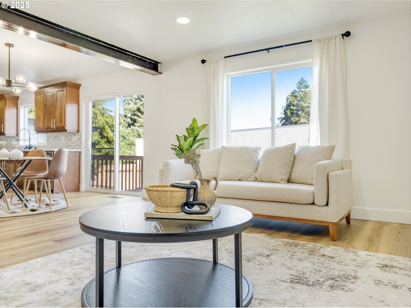 Living Room/Dining Room