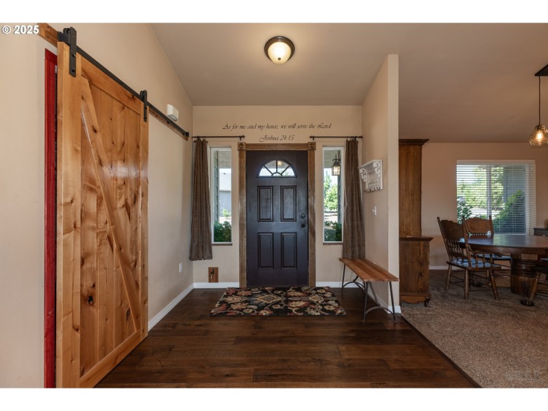 Entrance/Foyer