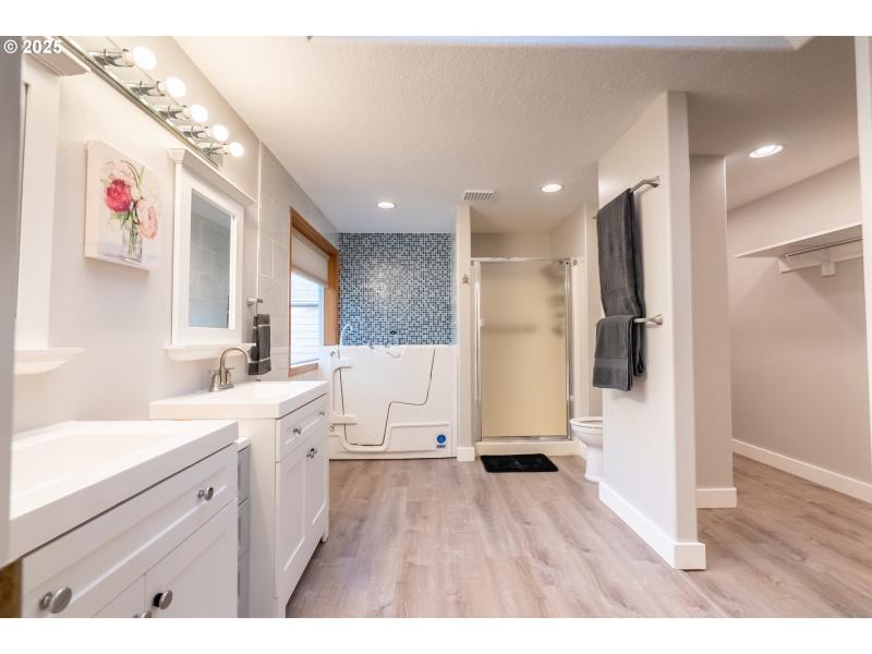 Attached Bathroom #2