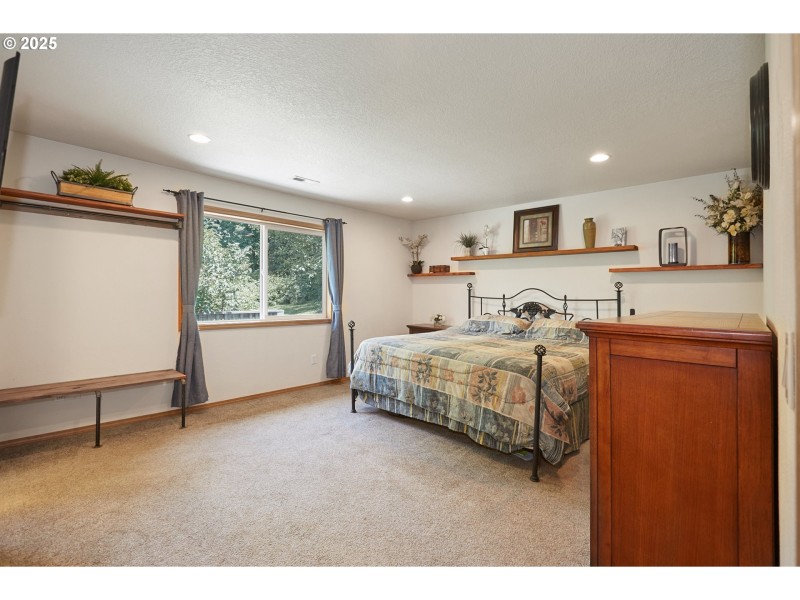 Bedroom, Owner's Suite