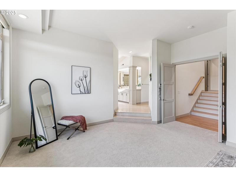 Bedroom, Owner's Suite