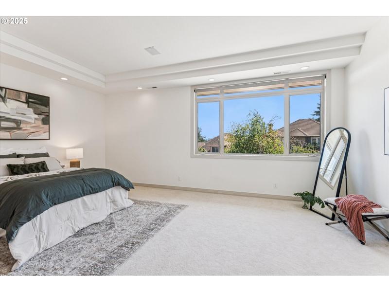 Bedroom, Owner's Suite