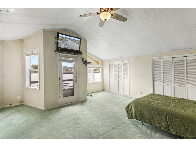 Bedroom, Owner's Suite