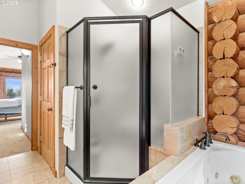 Owner's Suite Bathroom