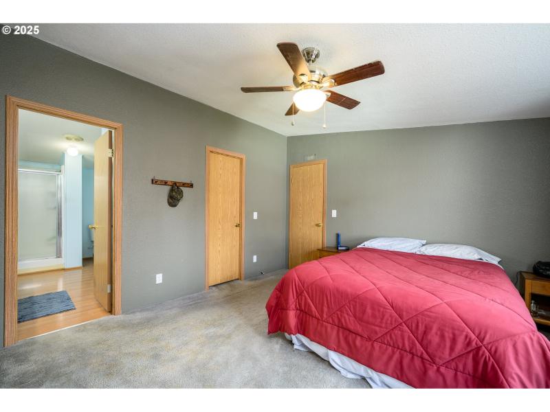 Bedroom, Owner's Suite